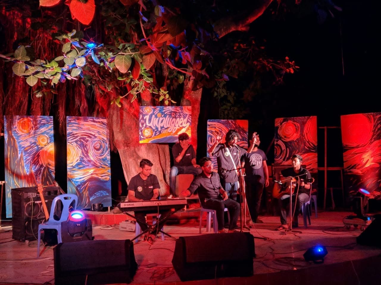 Musicians performing at the RZS Unplugged programme